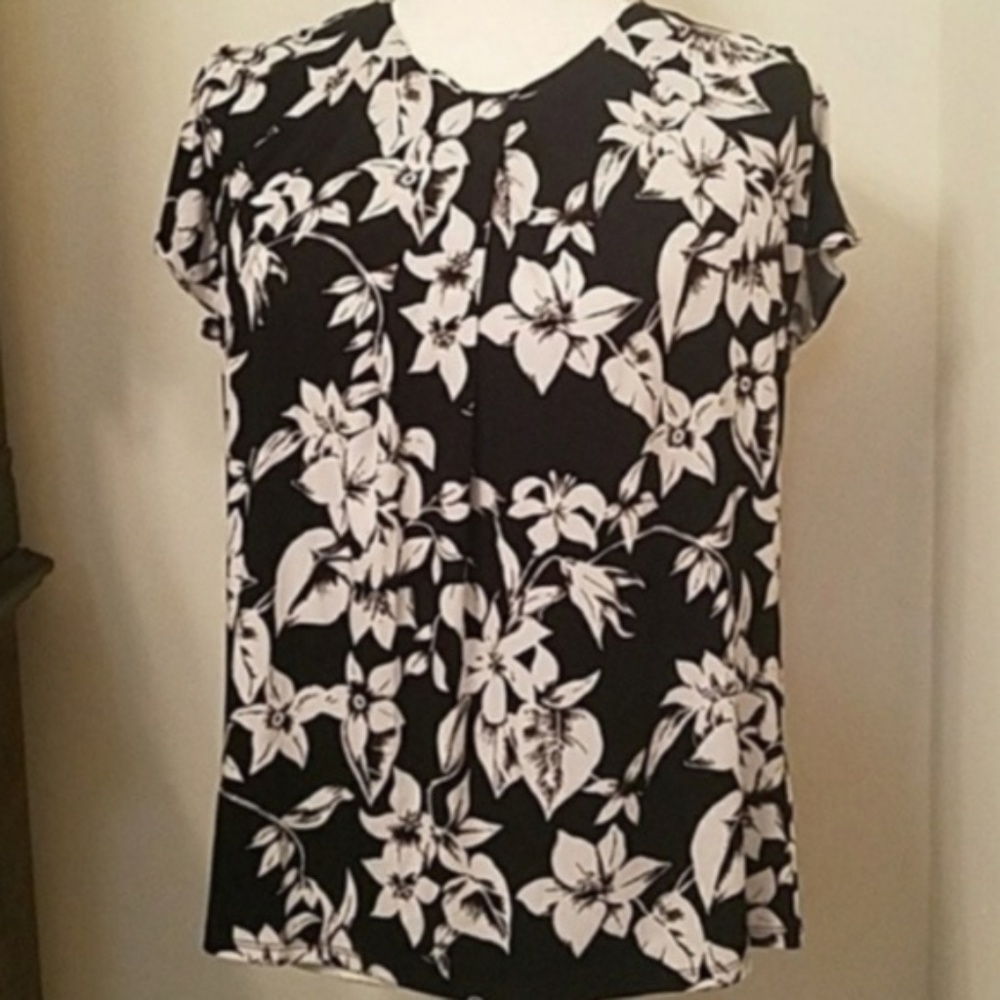 Liz Claiborne Petite Pleat-neck Blouse, NWT